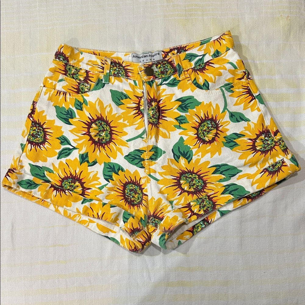 American Aspire Vintage Yellow Sunflower High-Waist Women’s Shorts size 26 🇺🇸